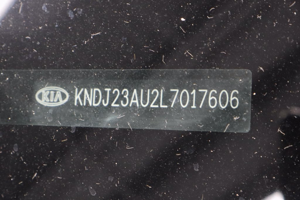 Used 2020 Kia Soul LX FWD image 31