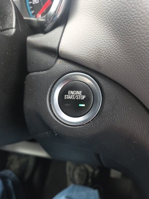 Used 2022 Chevrolet Equinox LS w/ LPO, Floor Liner Package image 24