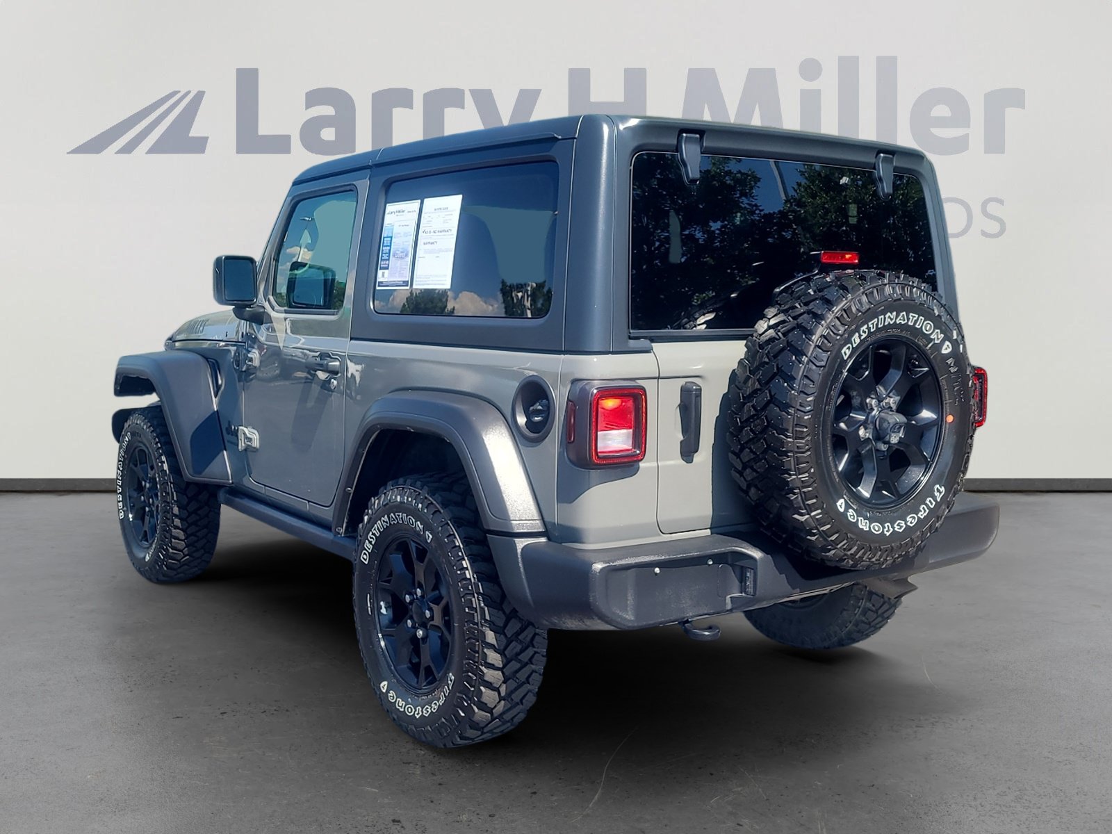 Used 2021 Jeep Wrangler Sport AWD/4WD image 3