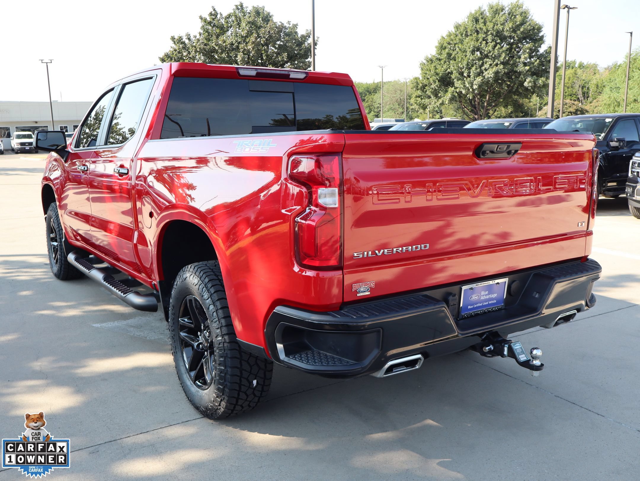Used 2024 Chevrolet Silverado 1500 LT Trail Boss w/ Convenience Package II AWD/4WD image 6