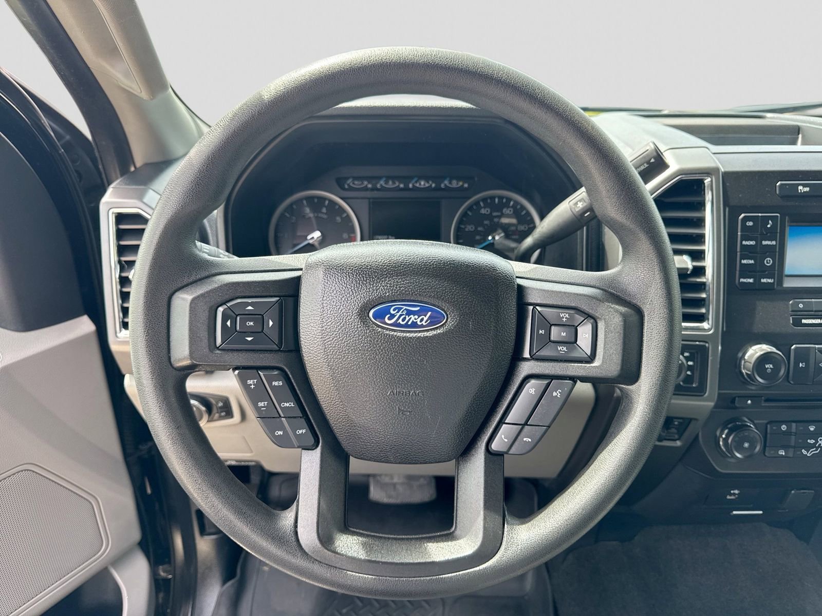 Certified 2017 Ford F250 XLT AWD/4WD image 25