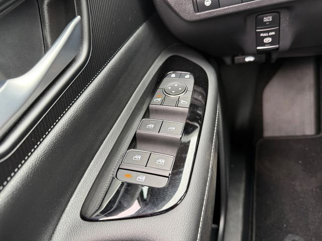 Used 2025 Nissan Murano SV AWD/4WD image 20
