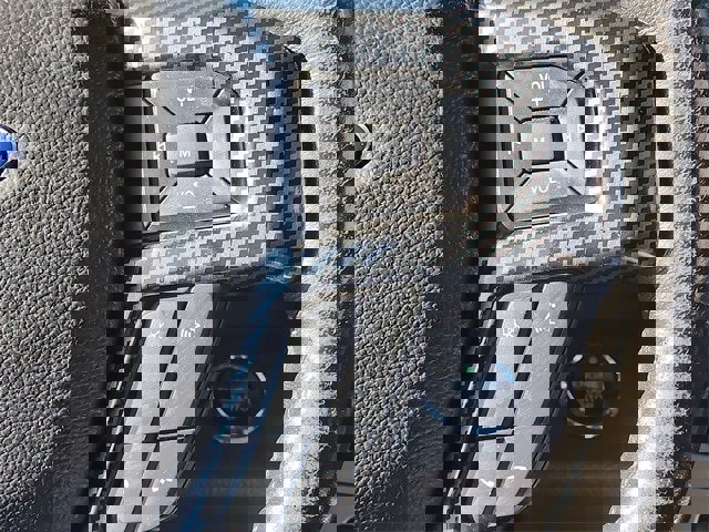 Certified 2022 Ford F250 Lariat w/ Black Appearance Package image 15