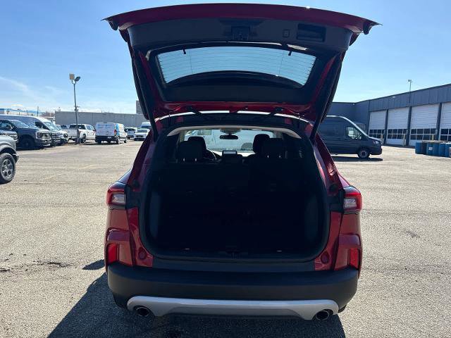 Certified 2023 Ford Escape Active AWD/4WD image 10