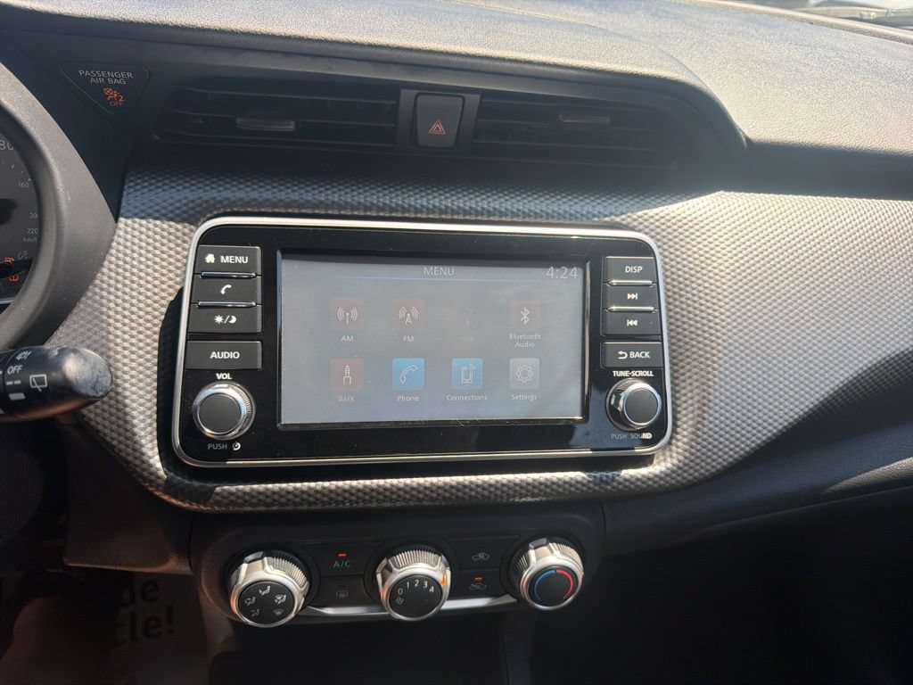 Used 2020 Nissan Kicks S FWD image 29