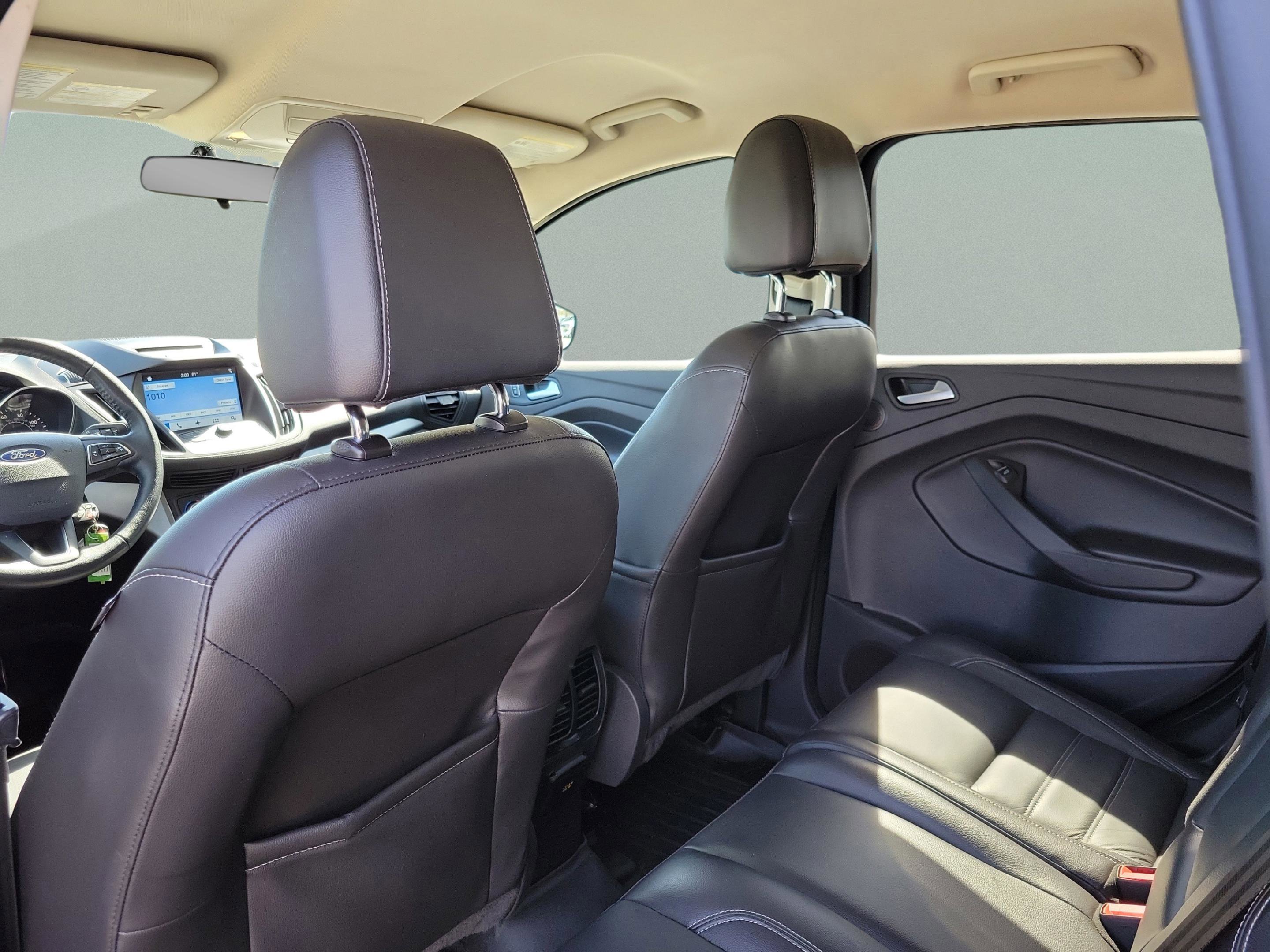 Certified 2017 Ford Escape SE w/ SE Leather Comfort Package image 22