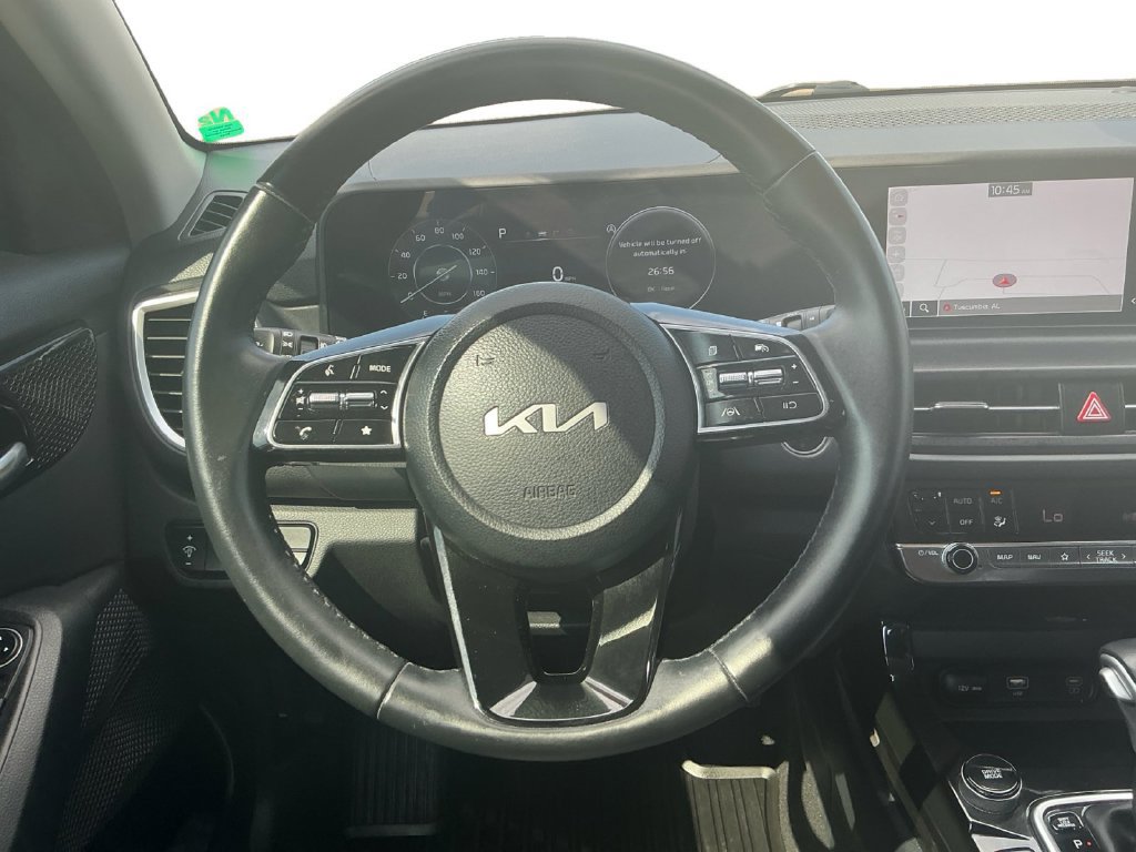 Used 2024 Kia Seltos EX FWD image 18
