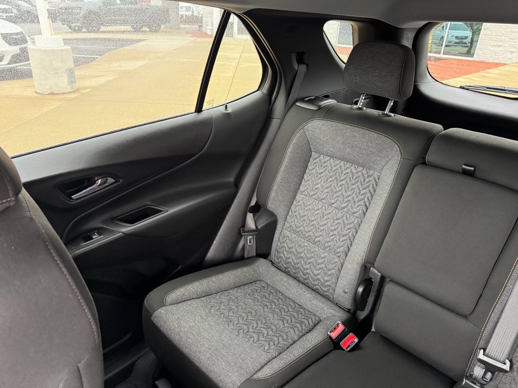 Used 2024 Chevrolet Equinox LT image 28