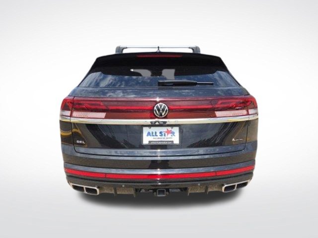 Used 2024 Volkswagen Atlas Cross Sport SEL R-Line AWD/4WD image 7