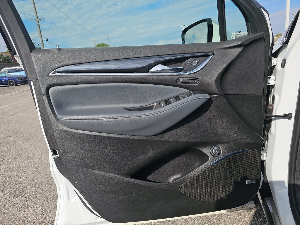 Used 2022 Buick Enclave Premium FWD image 26
