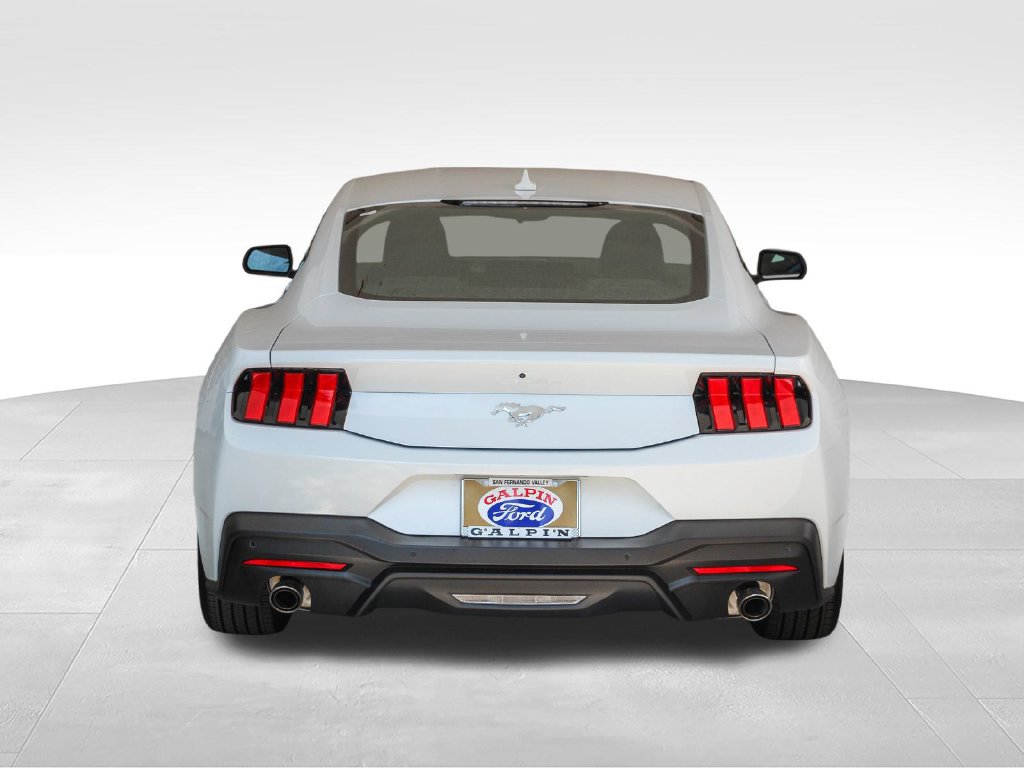 Certified 2026 Ford Mustang Coupe RWD image 5