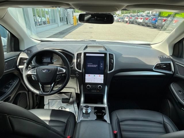 Certified 2024 Ford Edge SEL w/ Convenience Package AWD/4WD image 17