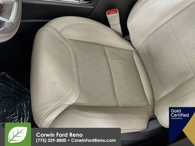 Certified 2022 Ford Explorer Platinum w/ Equipment Group 601A AWD/4WD image 24