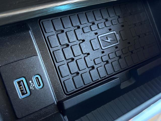 Certified 2023 Ford Expedition Limited image 21