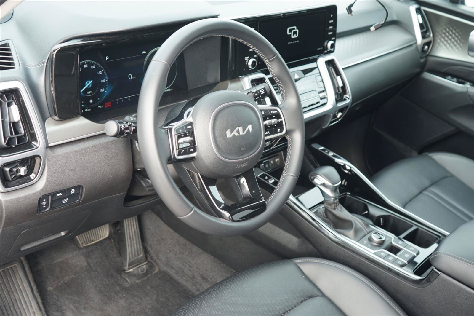 Used 2023 Kia Sorento SX AWD/4WD image 9