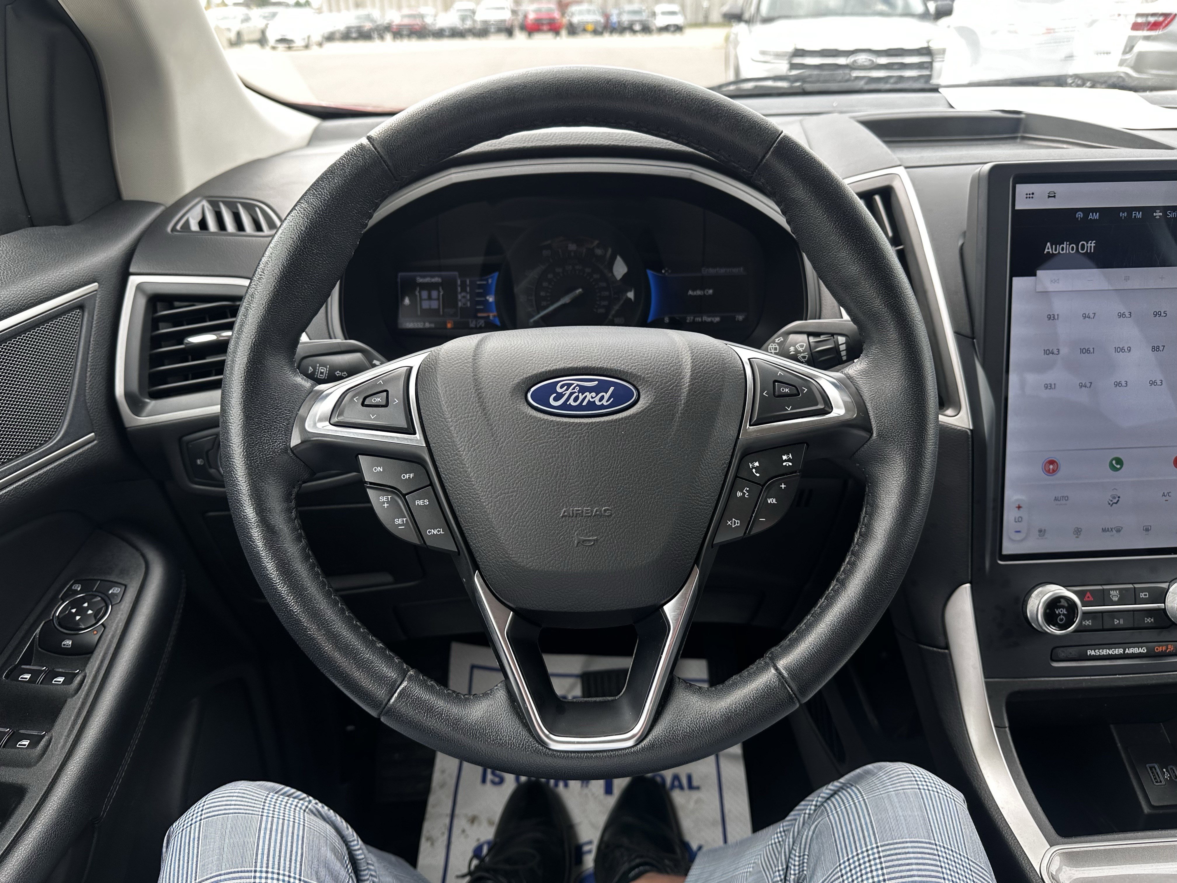 Certified 2023 Ford Edge SEL w/ Convenience Package AWD/4WD image 9