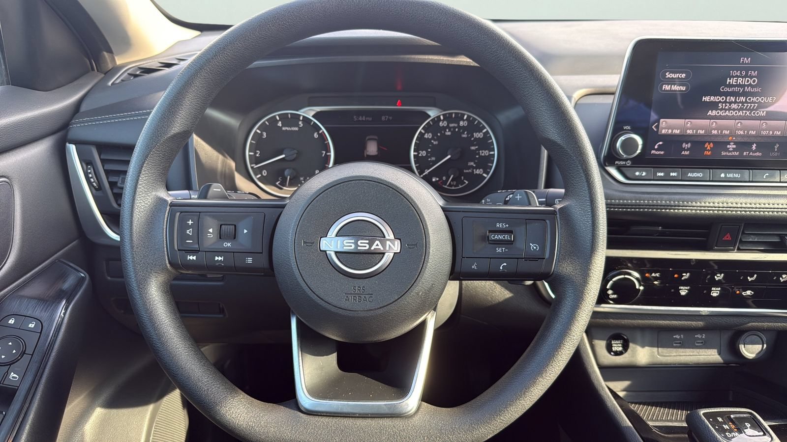 Used 2024 Nissan Rogue S FWD image 14