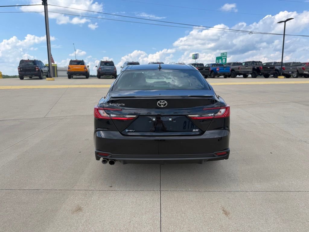 Used 2025 Toyota Camry SE FWD image 6
