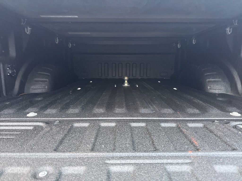 Certified 2023 Ford F350 Platinum w/ FX4 Off-Road Package image 16