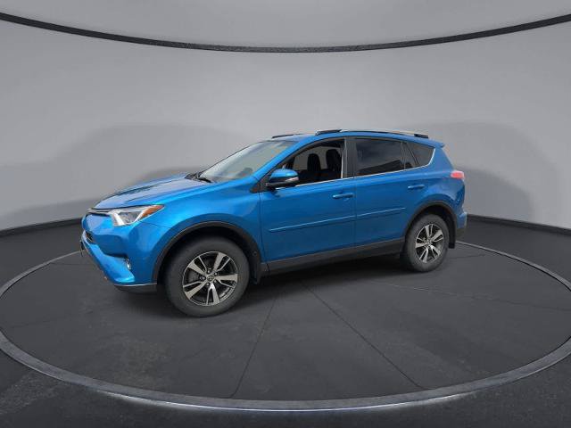 Used 2017 Toyota RAV4 XLE w/ Plus Extra Value Package AWD/4WD image 4