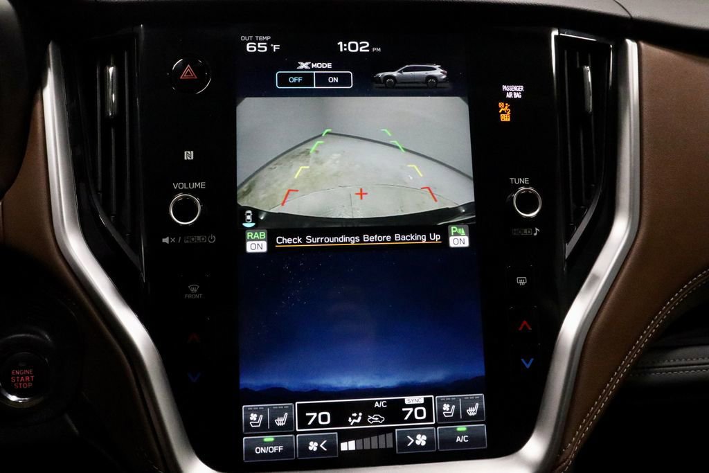 Used 2023 Subaru Outback Touring XT AWD/4WD image 9