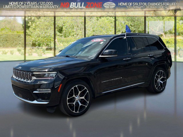 Used 2022 Jeep Grand Cherokee Summit AWD/4WD image 1