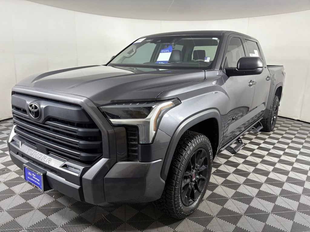 Used 2023 Toyota Tundra SR5 image 3