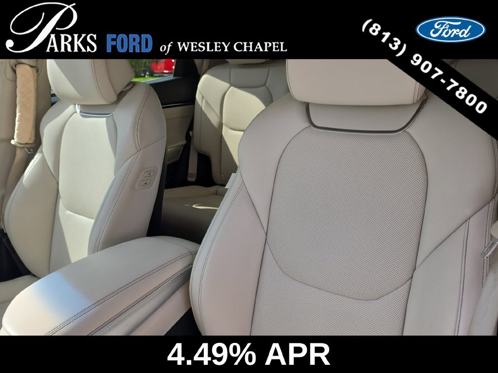 Used 2023 Genesis GV70 2.5T w/ Select Package AWD/4WD image 21