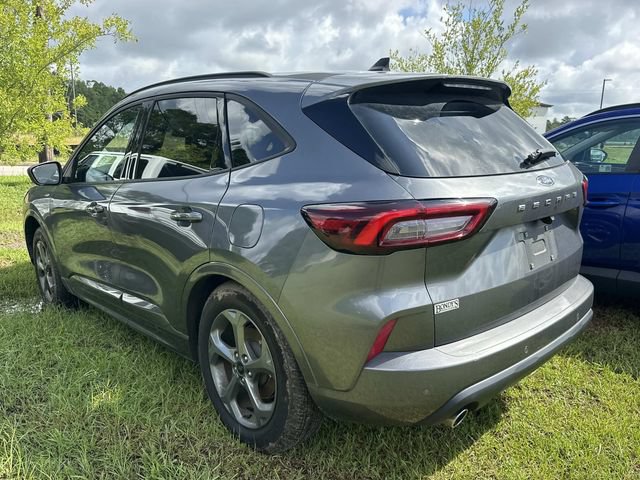 Certified 2023 Ford Escape ST-Line w/ Tech Pack #1 FWD image 6