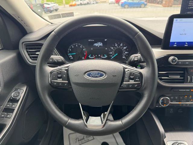 Certified 2022 Ford Escape SE w/ SE Sport Appearance Package AWD/4WD image 17