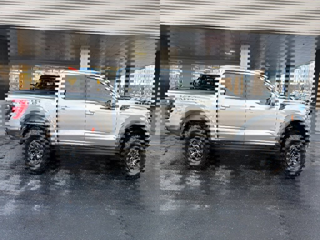 Certified 2022 Ford F150 Raptor w/ Raptor 37 Performance Package image 5