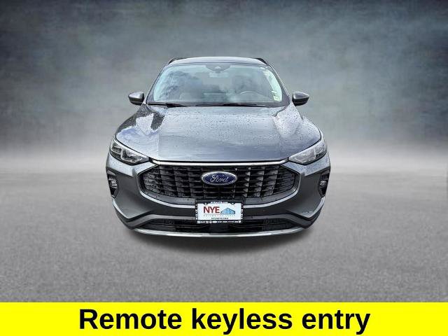 Certified 2025 Ford Escape Platinum AWD/4WD image 9