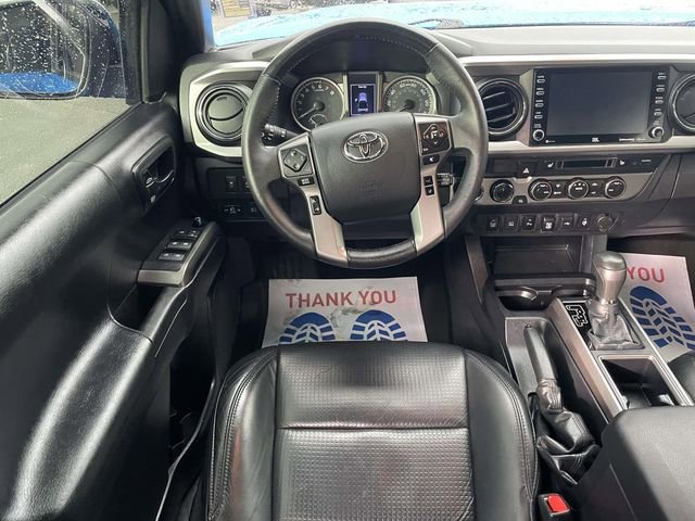 Used 2020 Toyota Tacoma Limited image 11
