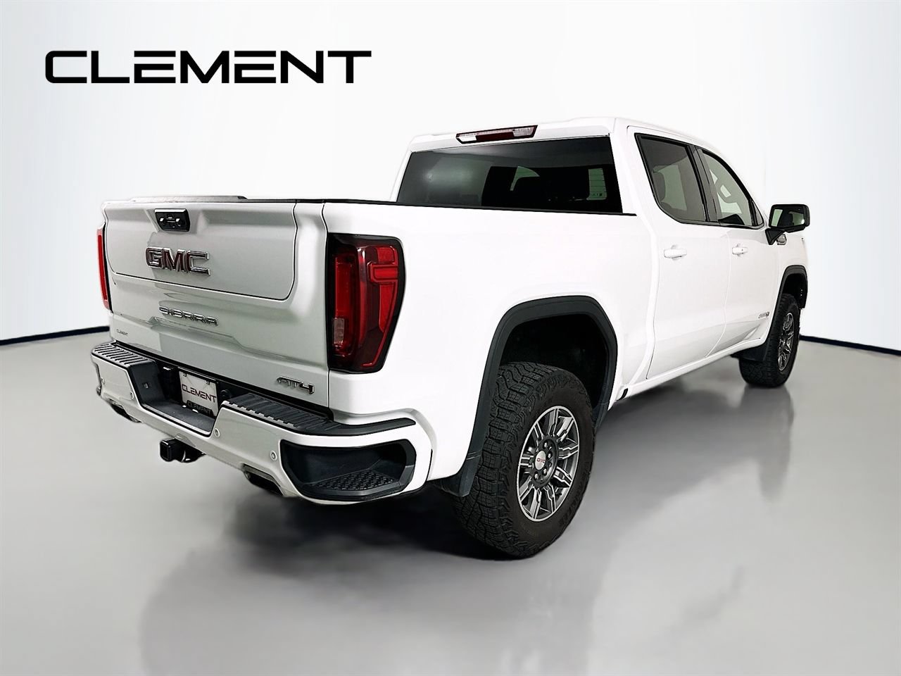 Used 2025 GMC Sierra 1500 AT4 AWD/4WD image 7