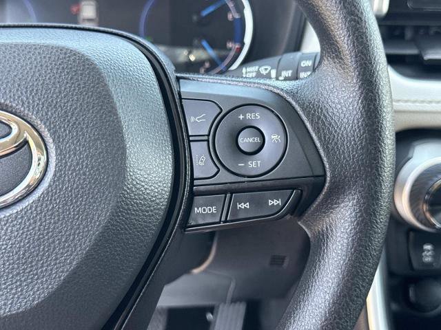 Used 2025 Toyota RAV4 XLE w/ Convenience Package AWD/4WD image 20