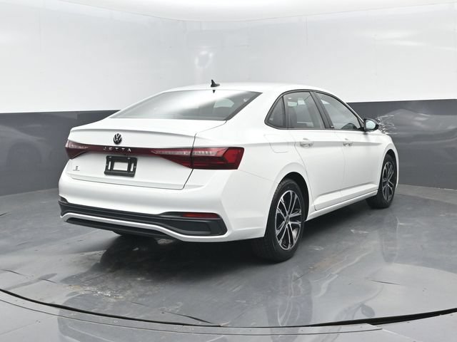 Used 2025 Volkswagen Jetta Sport FWD image 18