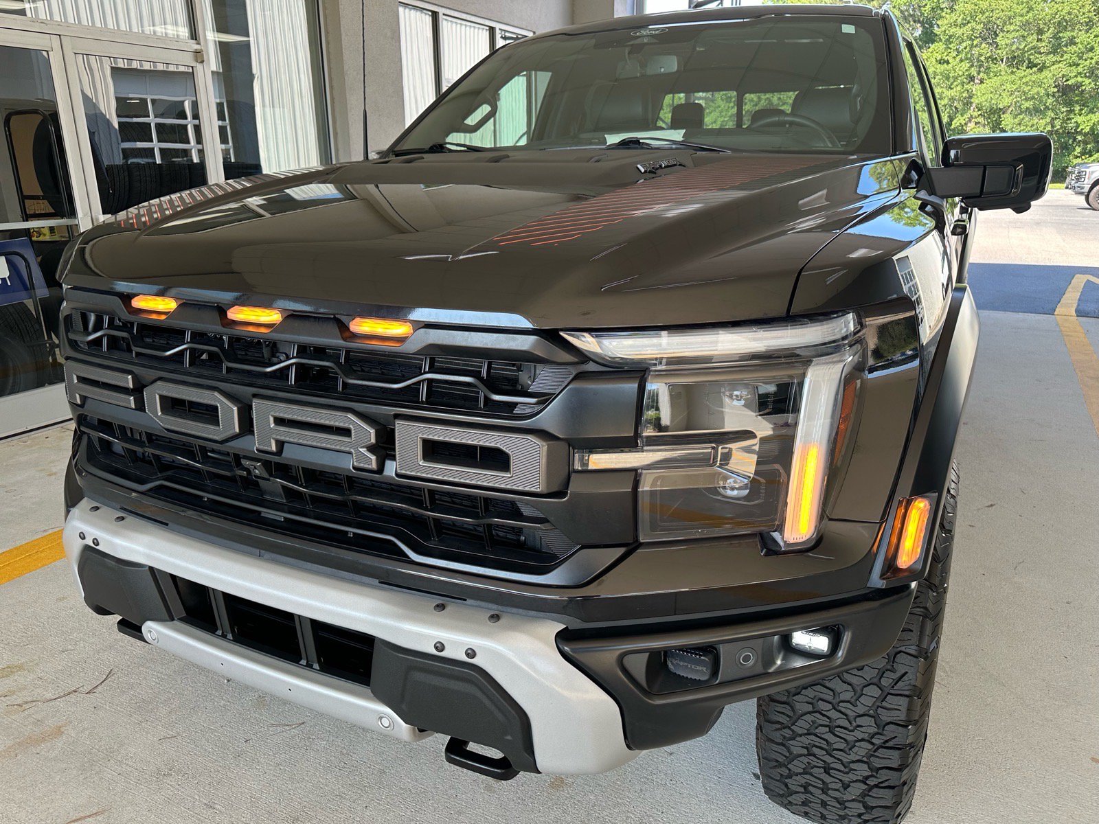 Certified 2025 Ford F150 Raptor AWD/4WD image 1