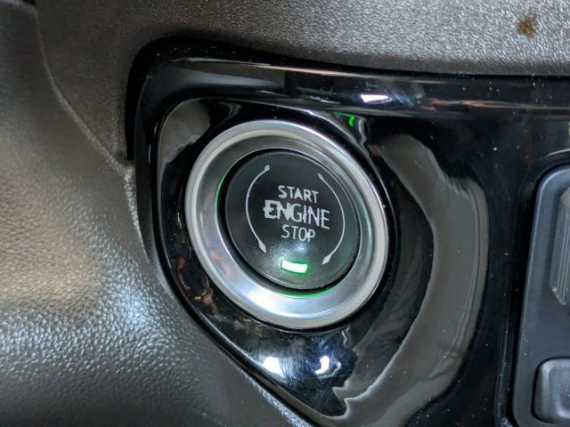 Used 2024 GMC Sierra 1500 SLT w/ SLT Premium Plus Package image 30