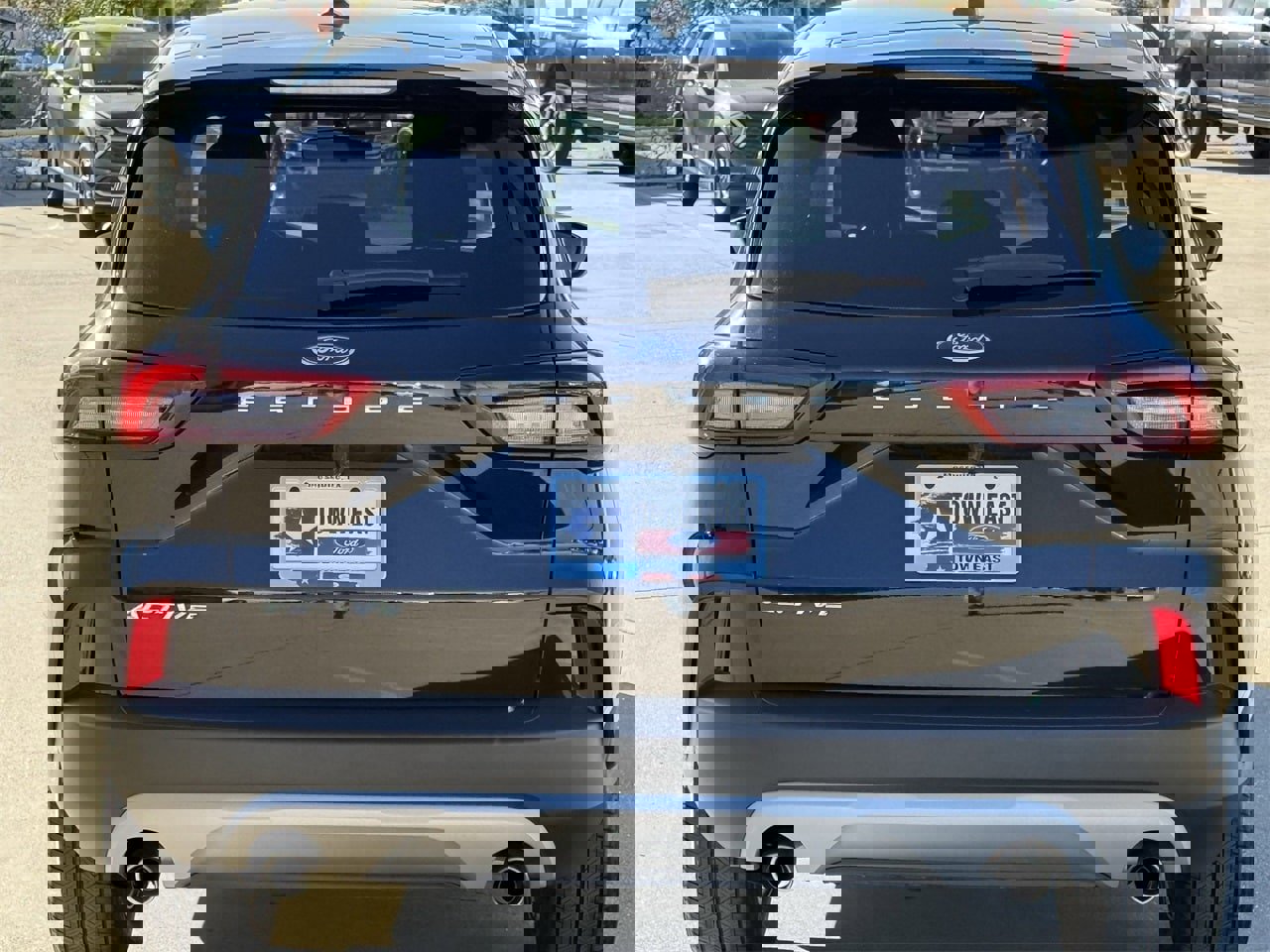 Certified 2024 Ford Escape Active image 6