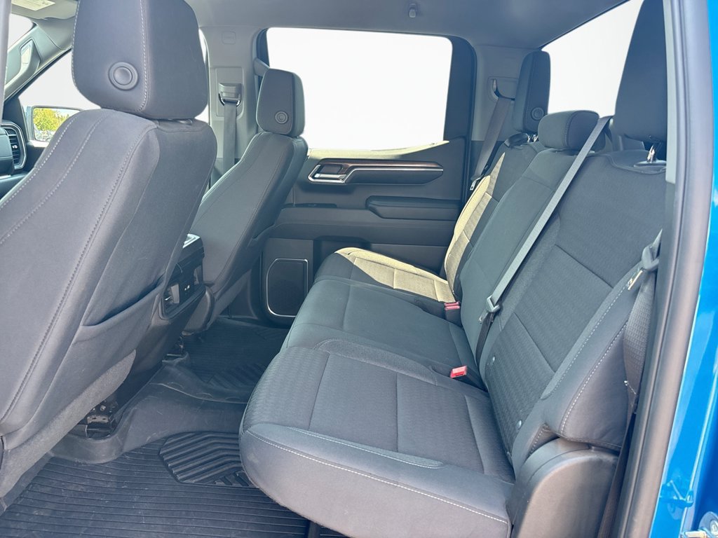 Used 2024 Chevrolet Silverado 1500 RST AWD/4WD image 18