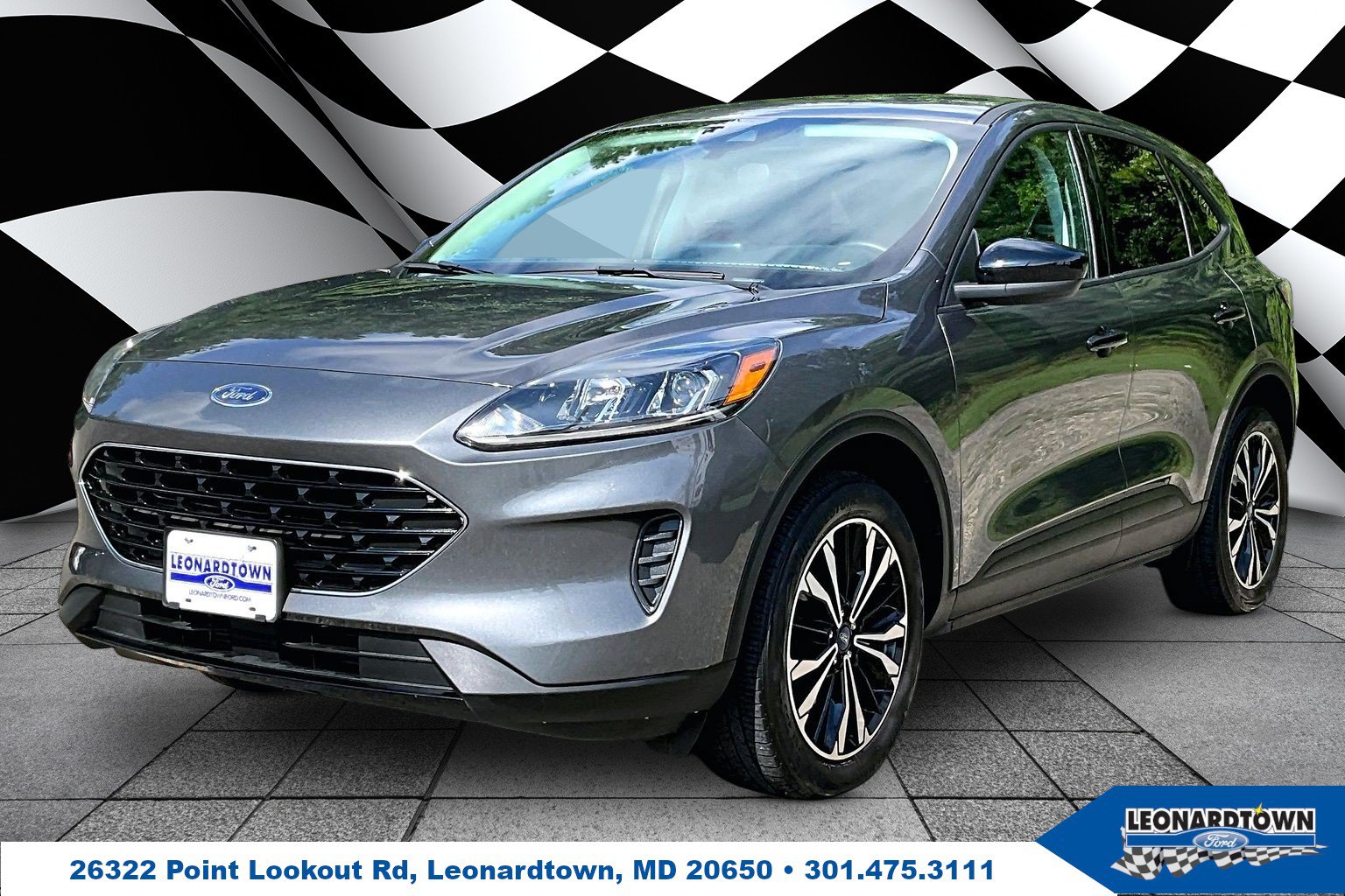 Certified 2022 Ford Escape SE w/ SE Sport Appearance Package AWD/4WD image 1