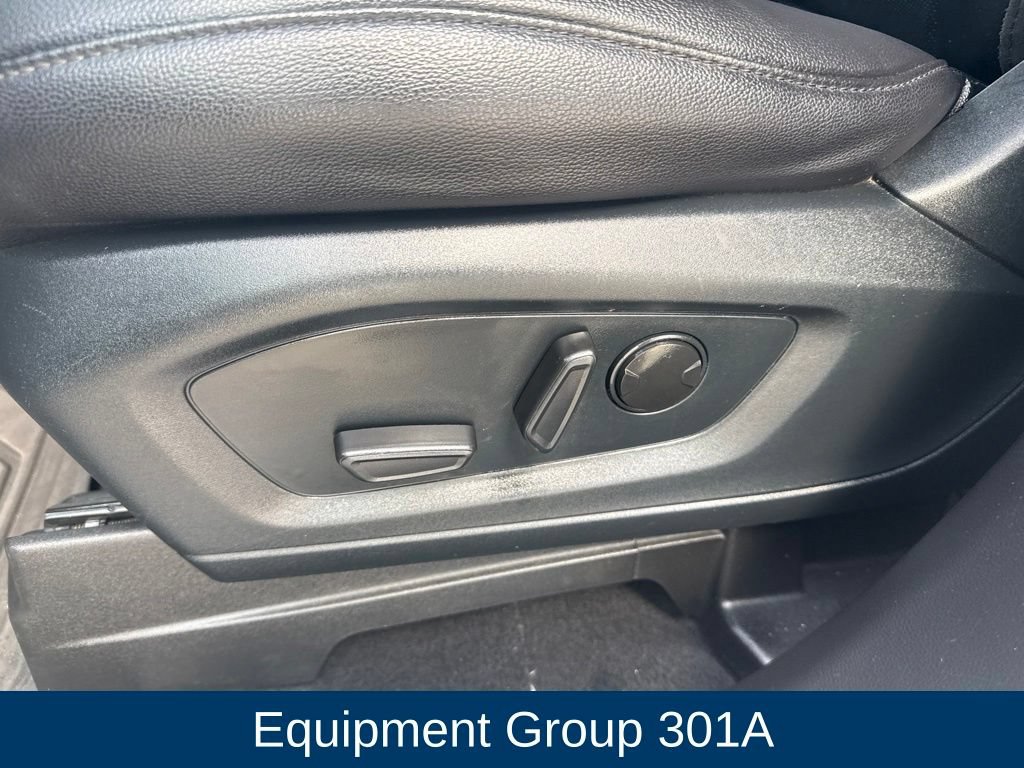 Certified 2022 Ford Explorer Limited w/ Equipment Group 301A RWD image 16