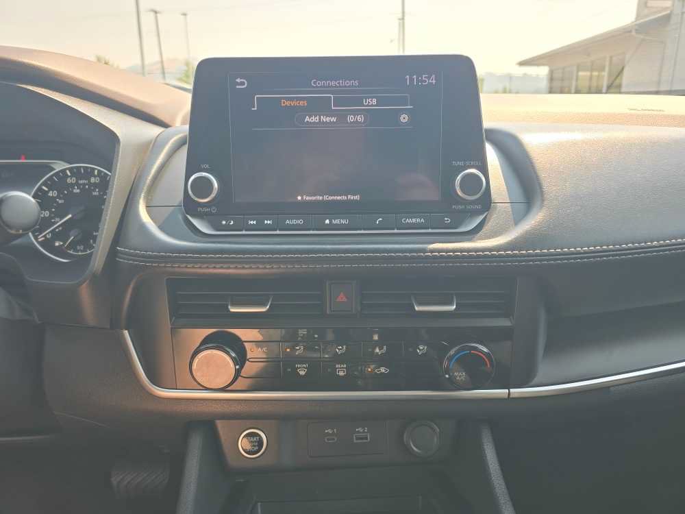 Used 2023 Nissan Rogue S AWD/4WD image 12