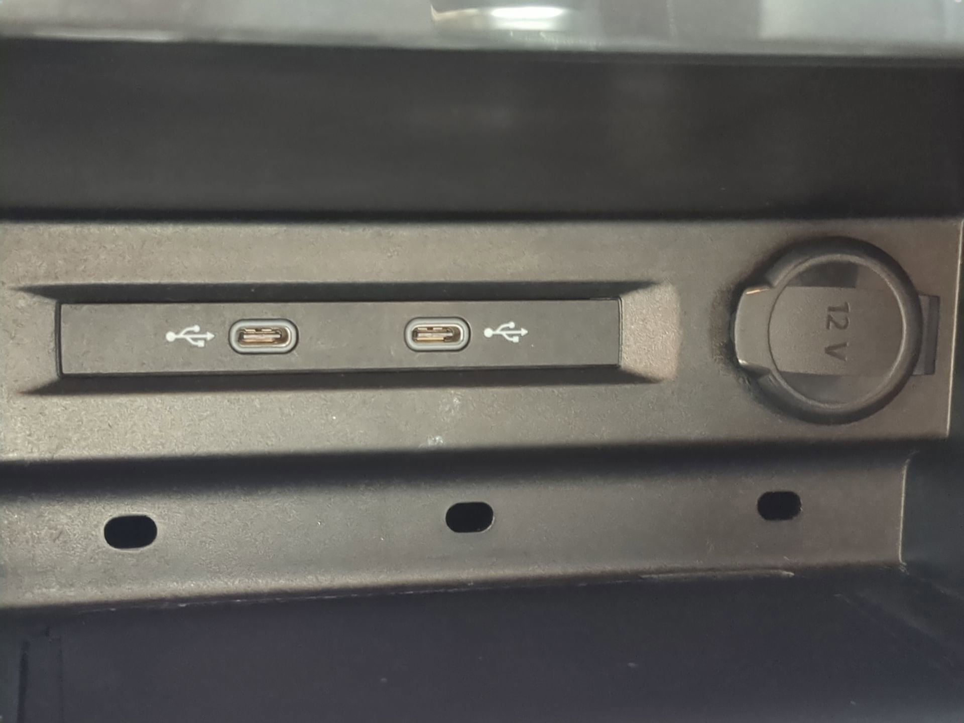 Used 2022 Volkswagen Tiguan SE R-Line image 61