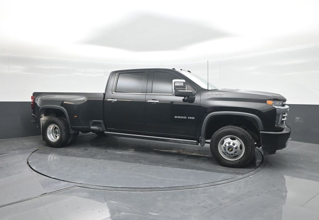 Used 2023 Chevrolet Silverado 3500 High Country image 9