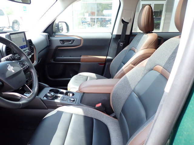 Certified 2024 Ford Bronco Sport Outer Banks w/ Tech Package image 12