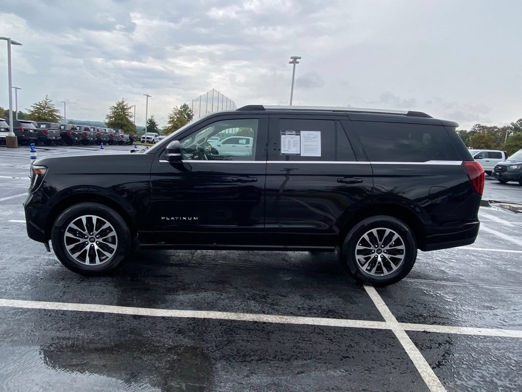 Certified 2025 Ford Expedition Platinum AWD/4WD image 4