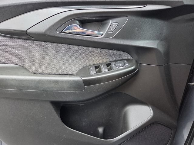 Used 2021 Chevrolet TrailBlazer LT w/ Convenience Package FWD image 26