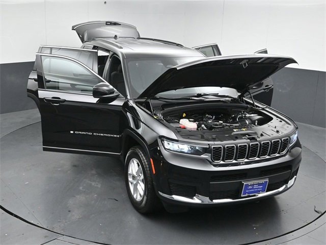 Used 2025 Jeep Grand Cherokee L Laredo w/ Luxury Tech Group I image 54