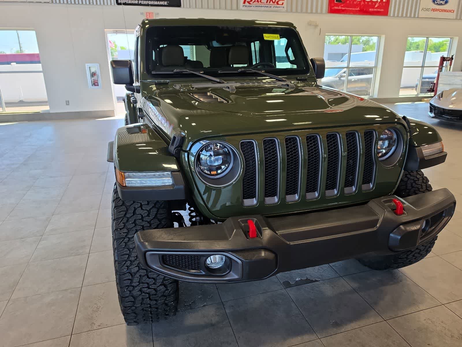 Used 2023 Jeep Wrangler Unlimited Rubicon w/ Xtreme 35 Tire Package AWD/4WD image 4